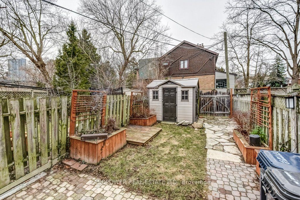 356 Soudan Avenue