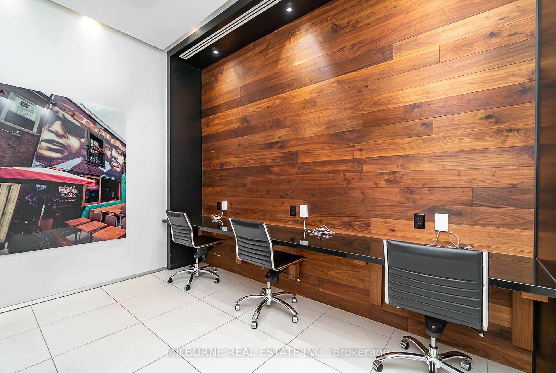 783 Bathurst Street #413
