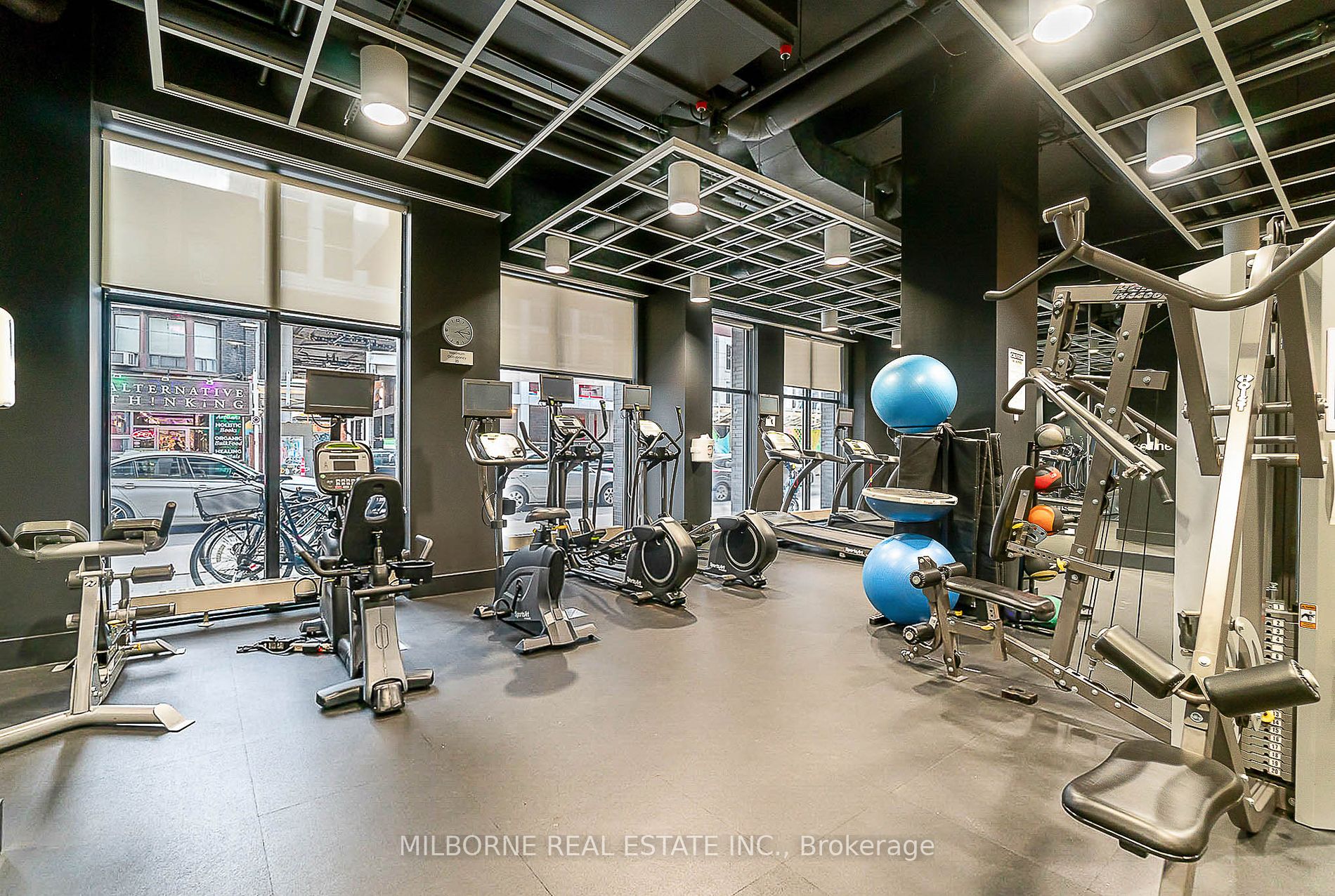 783 Bathurst Street #413