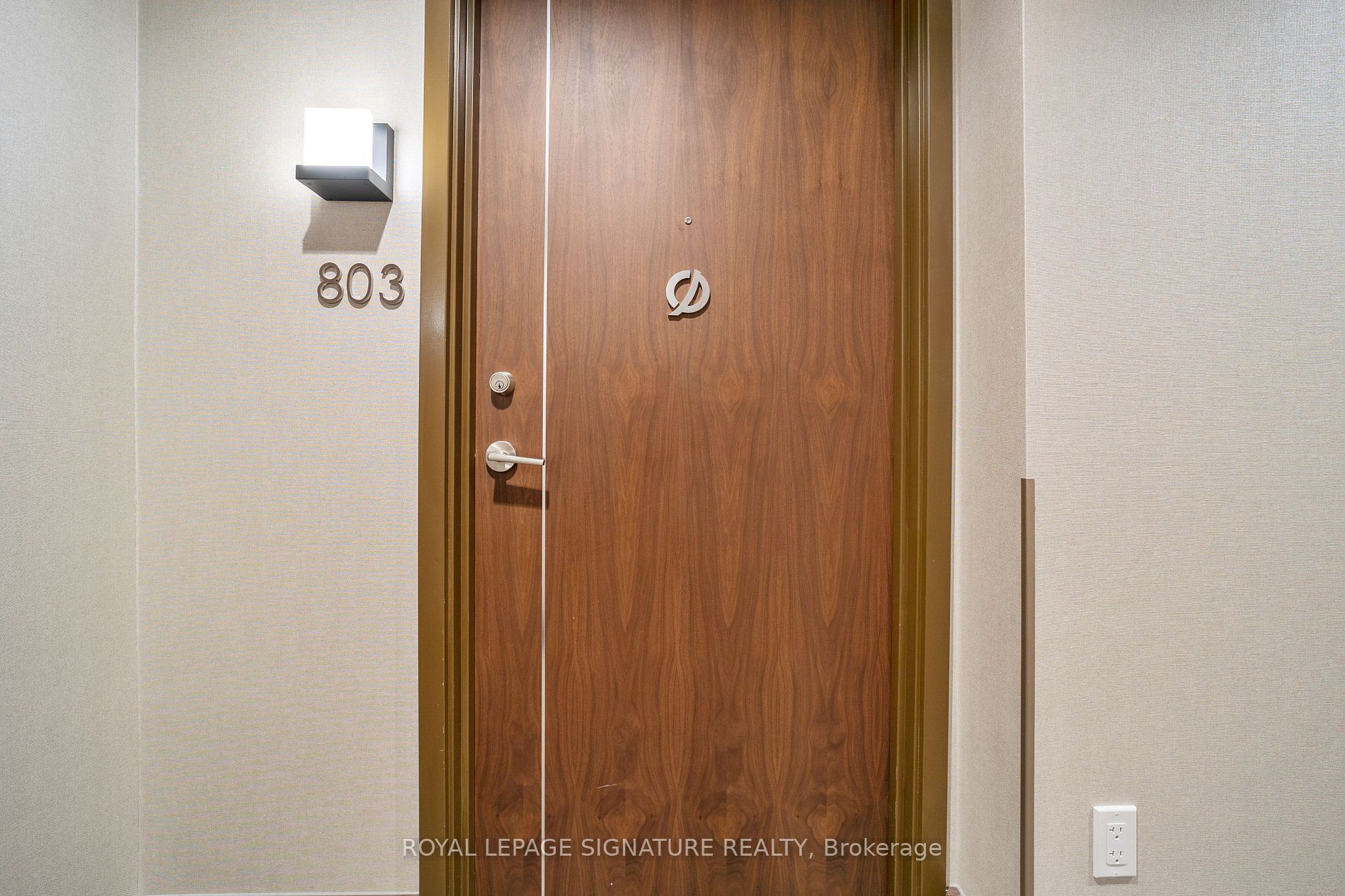 117 Mcmahon Dr, #803