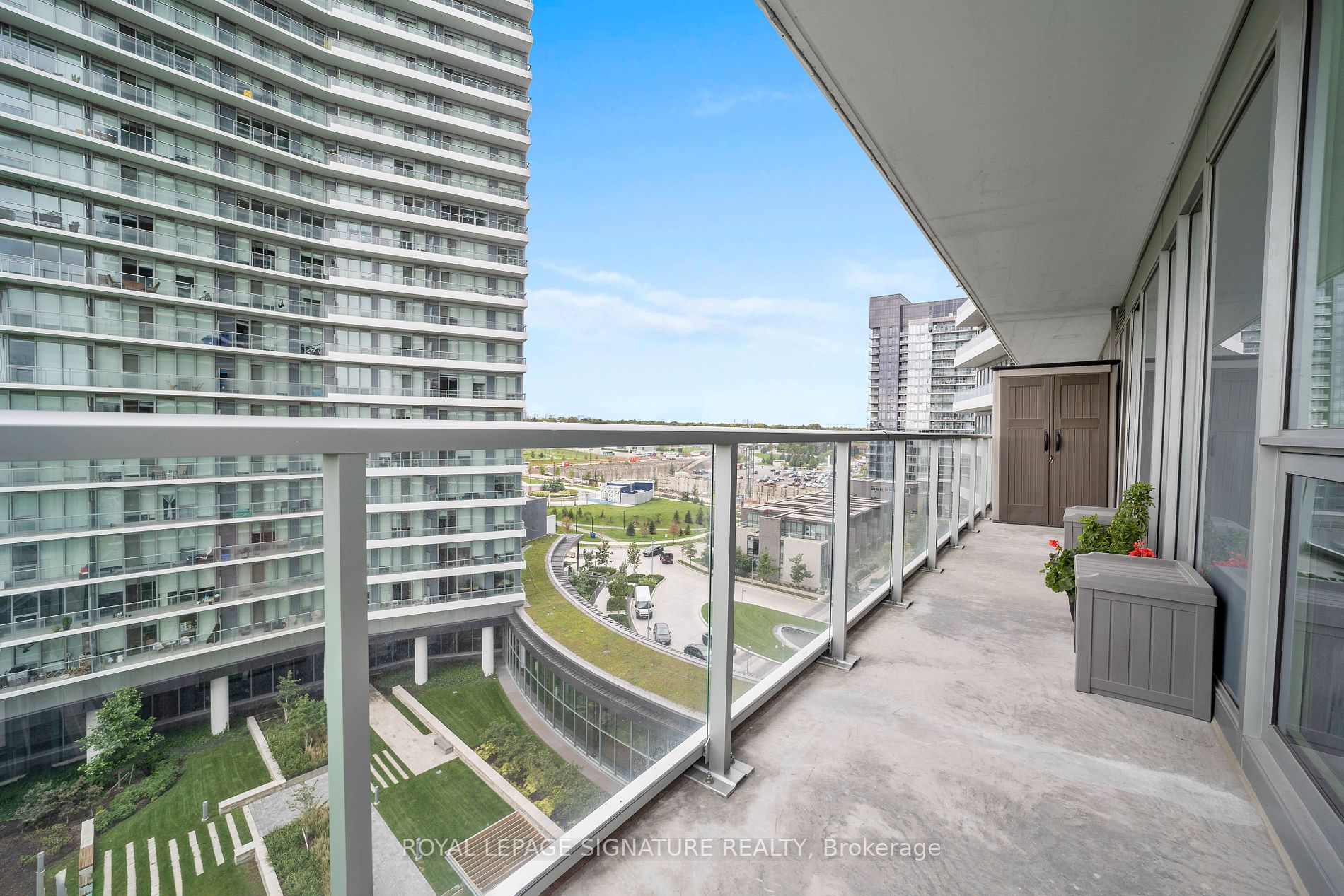 117 Mcmahon Dr, #803