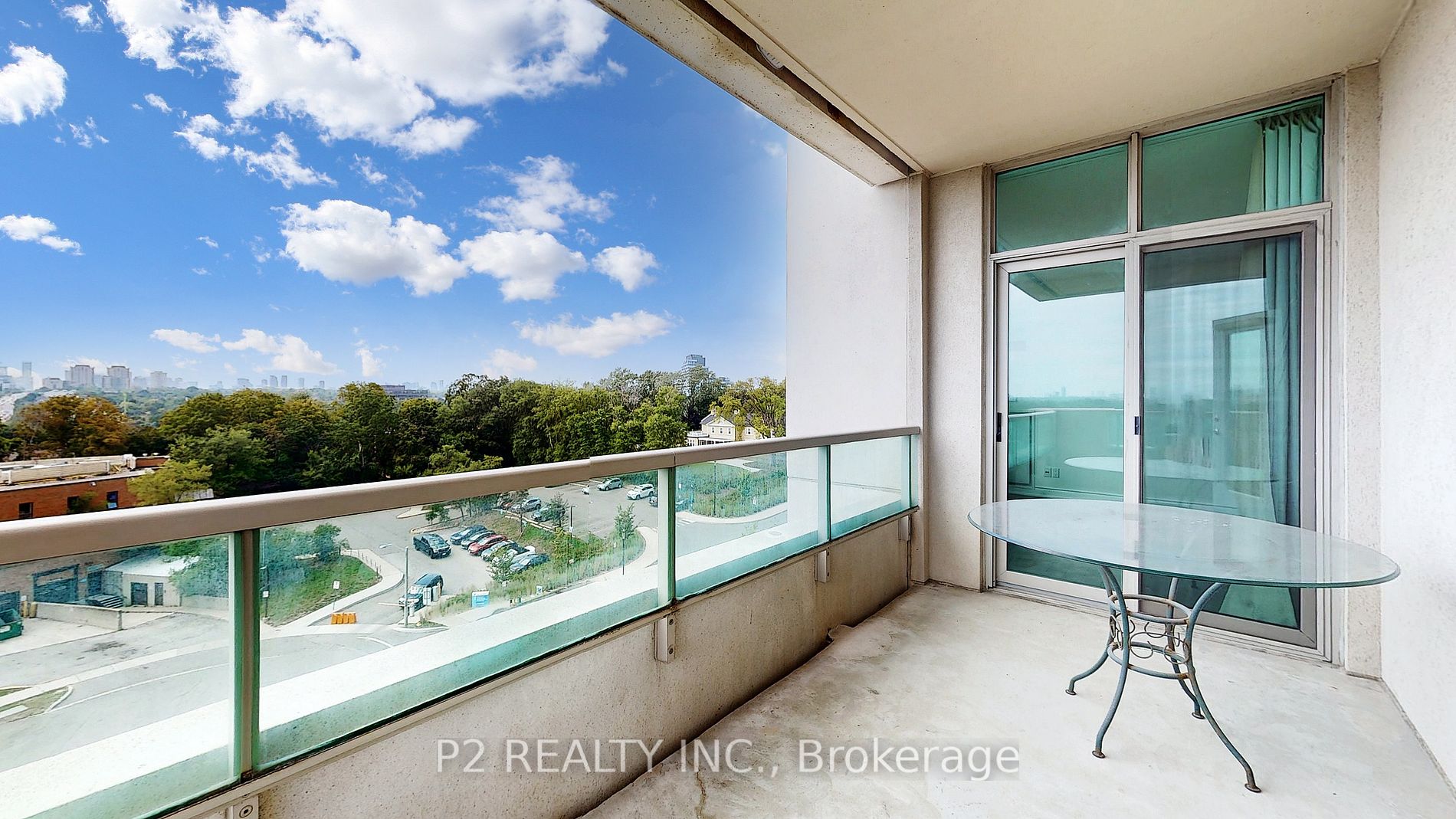 10 Bloorview Pl, #704