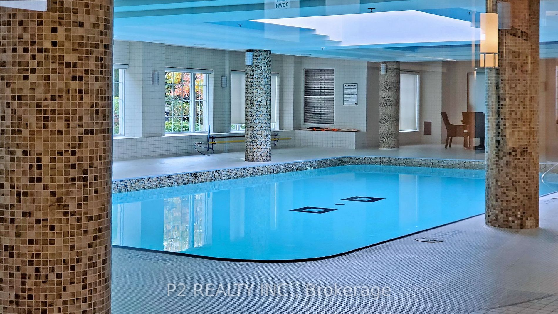 10 Bloorview Pl, #704