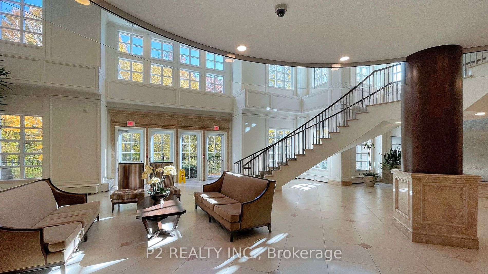 10 Bloorview Pl, #704
