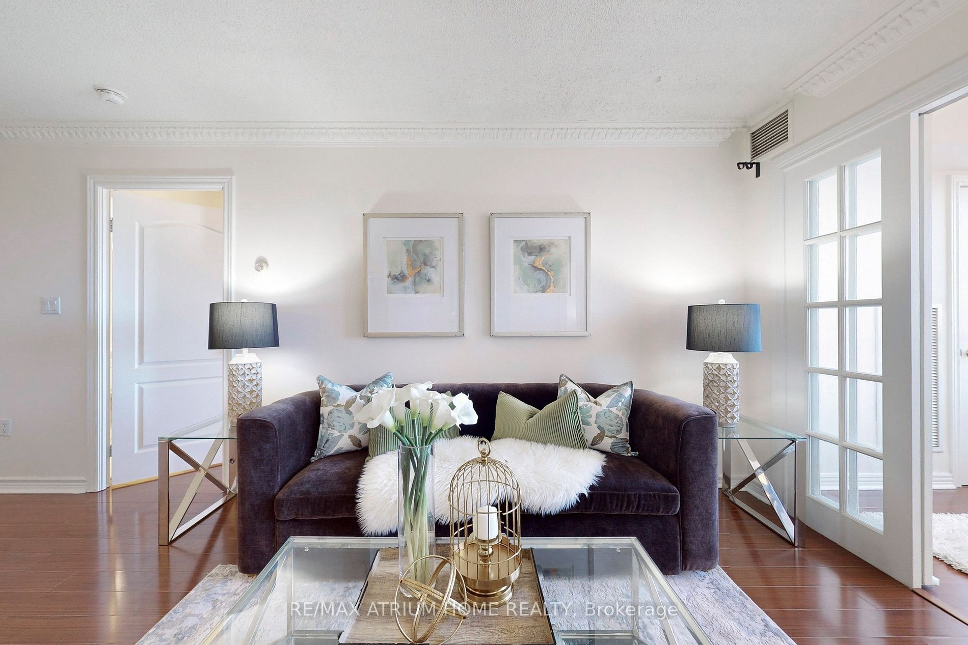 88 Grandview Way, #811