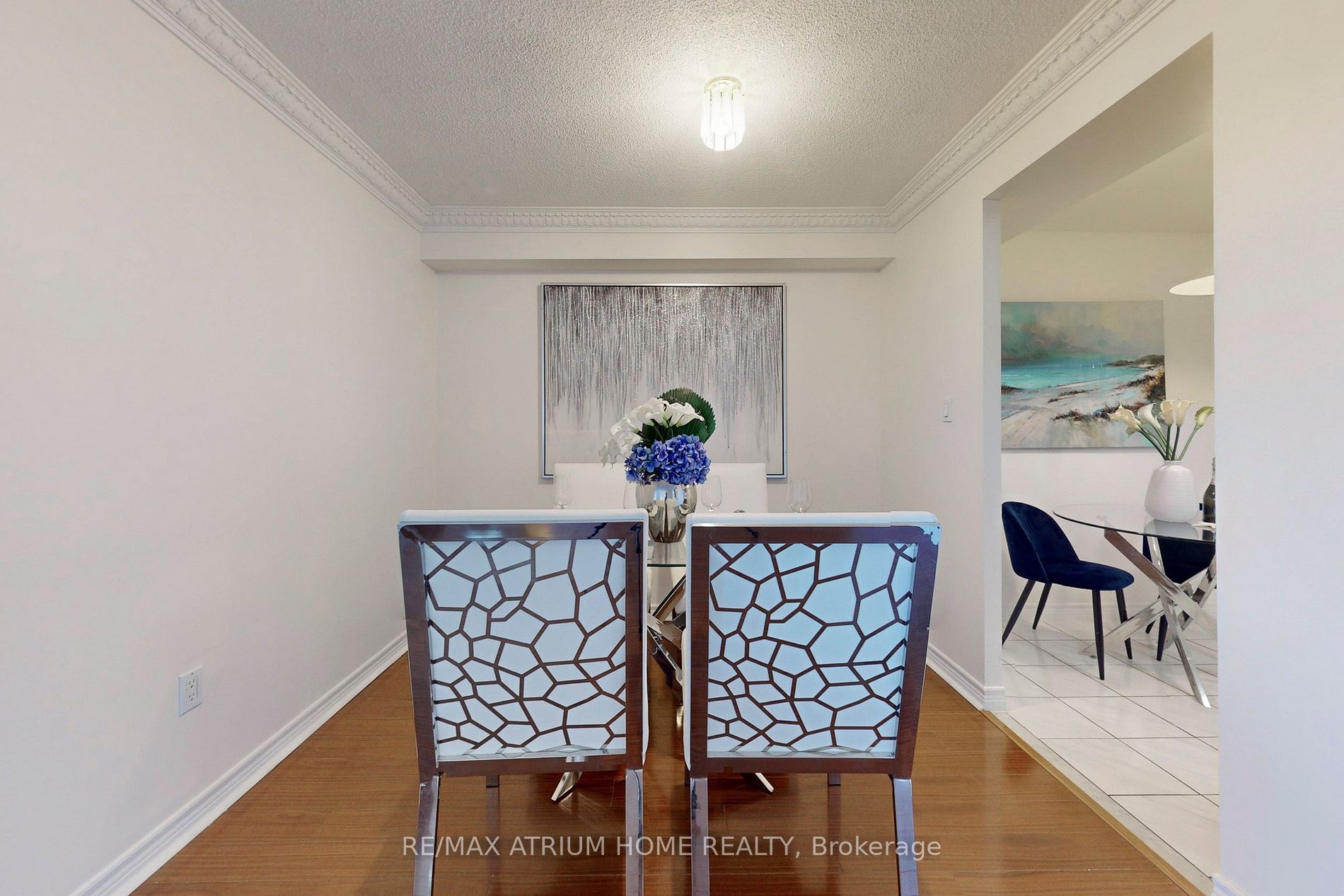 88 Grandview Way, #811