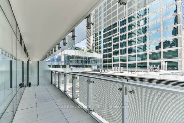 1 Bloor Street E #510