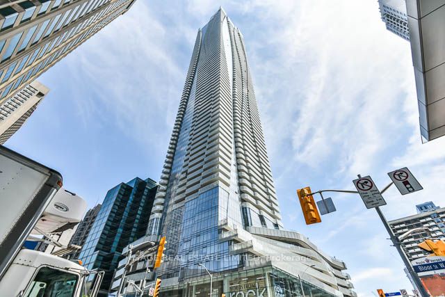1 Bloor Street E #510