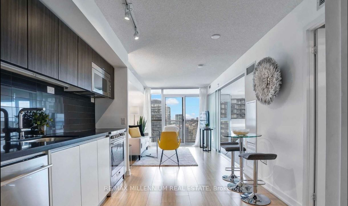 75 Queens Wharf Rd E, #2810