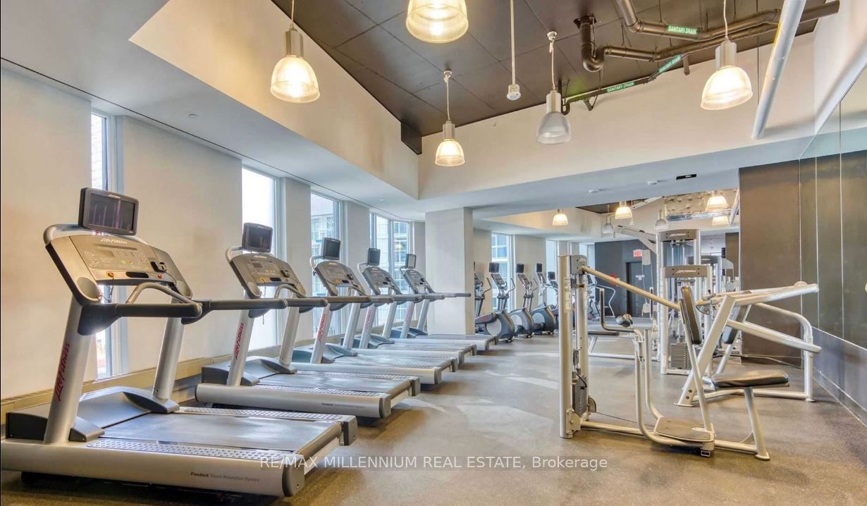 75 Queens Wharf Rd E, #2810