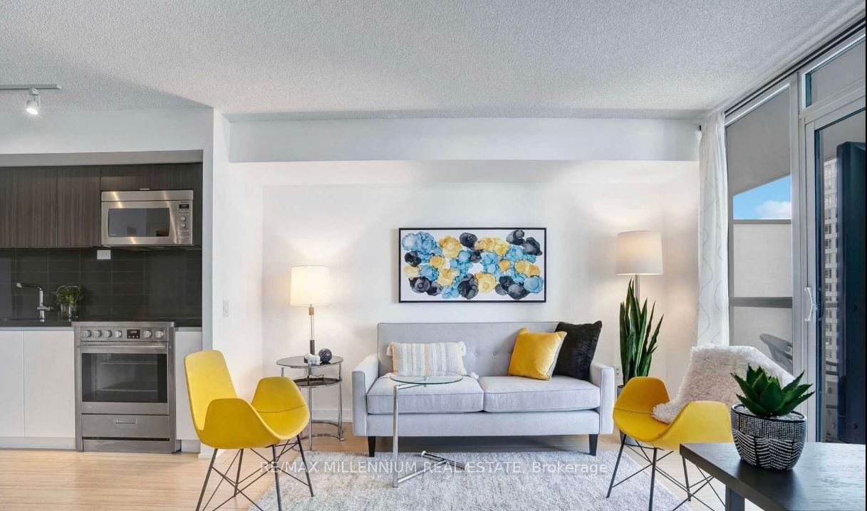 75 Queens Wharf Rd E, #2810