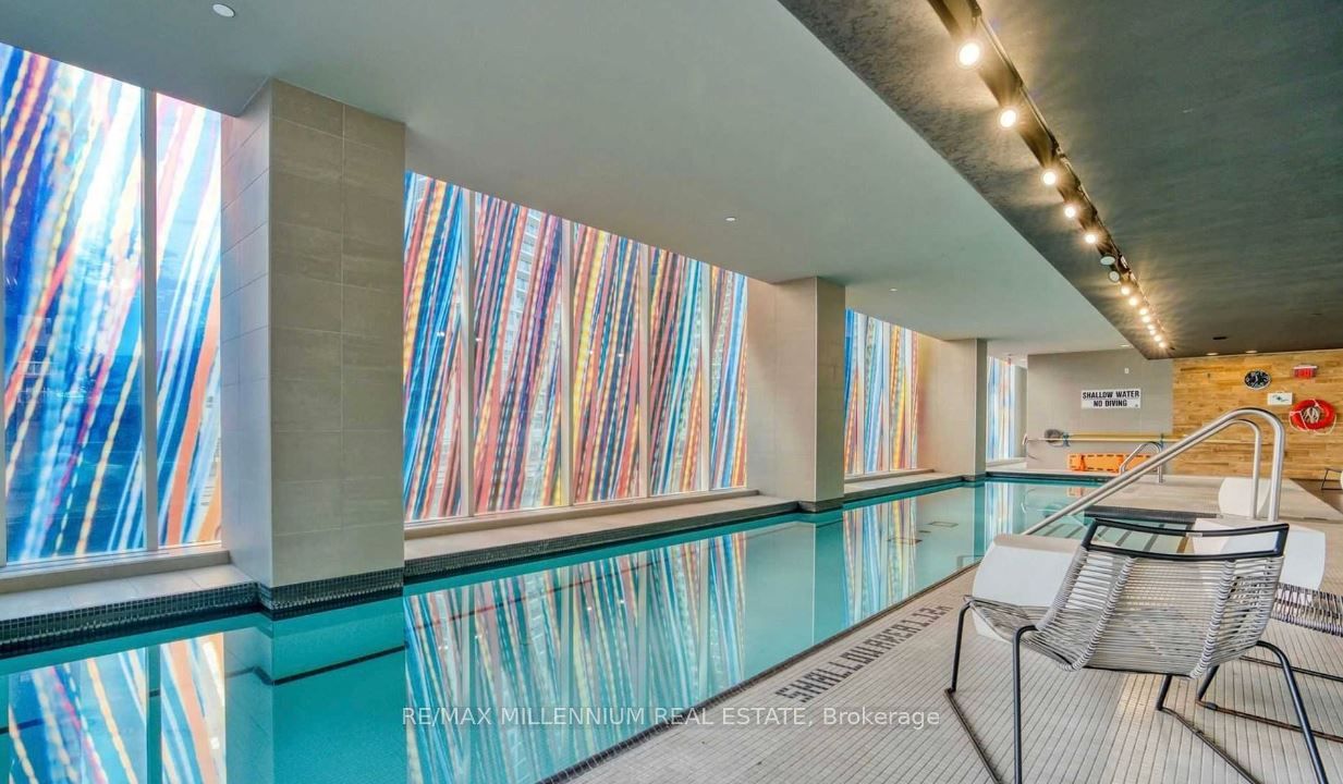 75 Queens Wharf Rd E, #2810