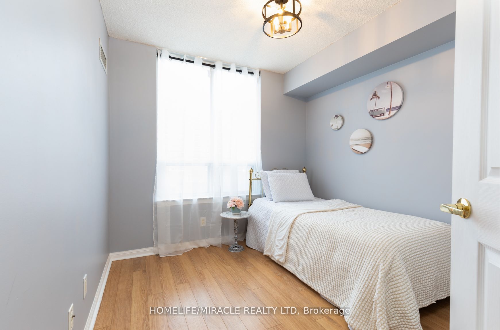 5940 Yonge Street, #501