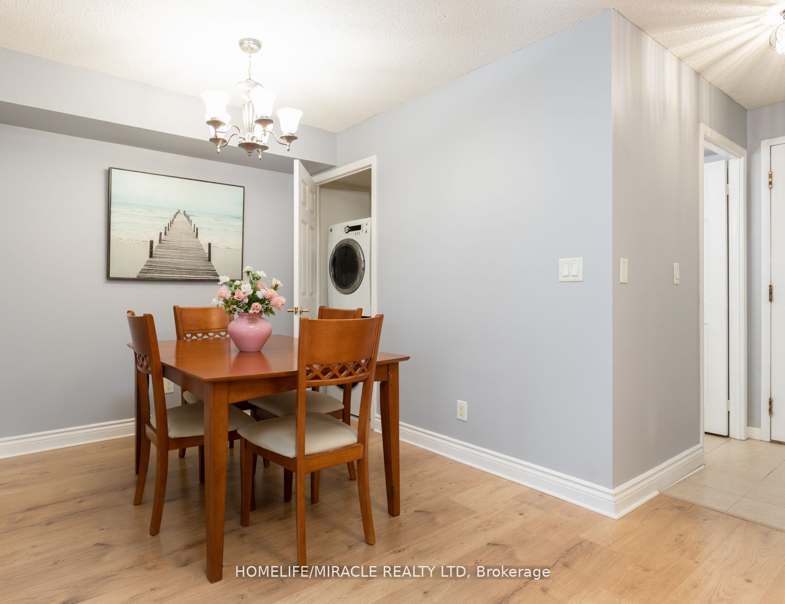 5940 Yonge Street, #501