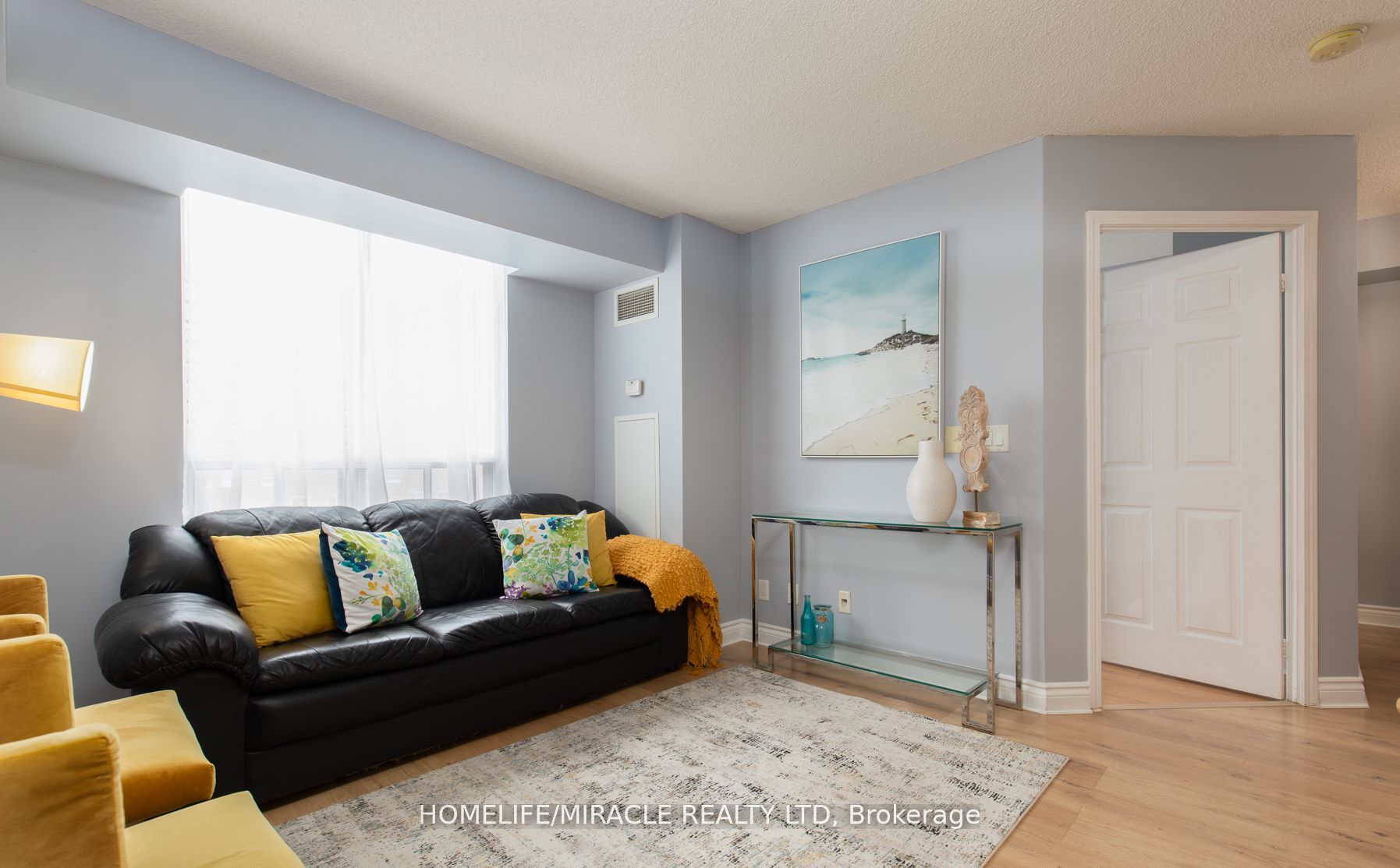 5940 Yonge Street, #501