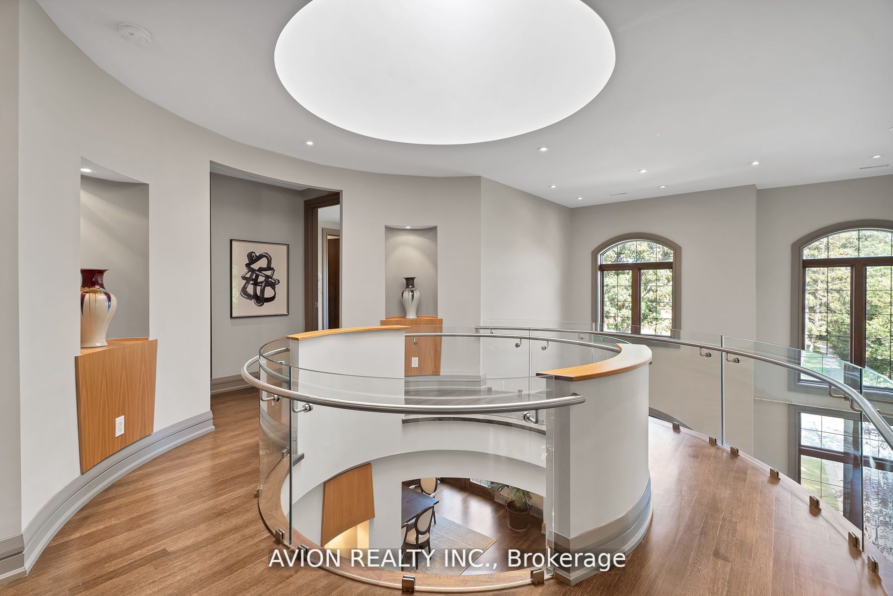 18 Fairmeadow Avenue