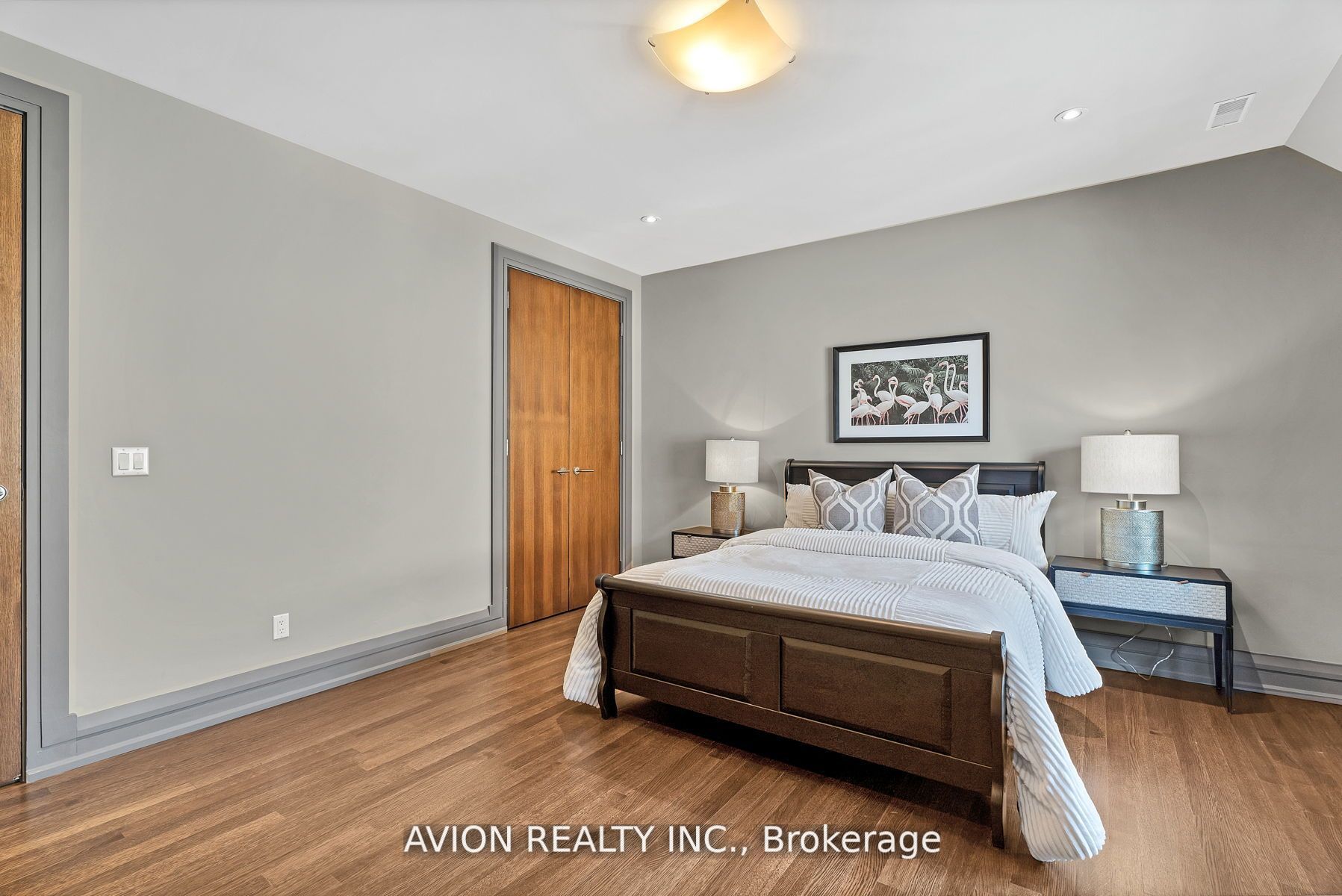 18 Fairmeadow Avenue