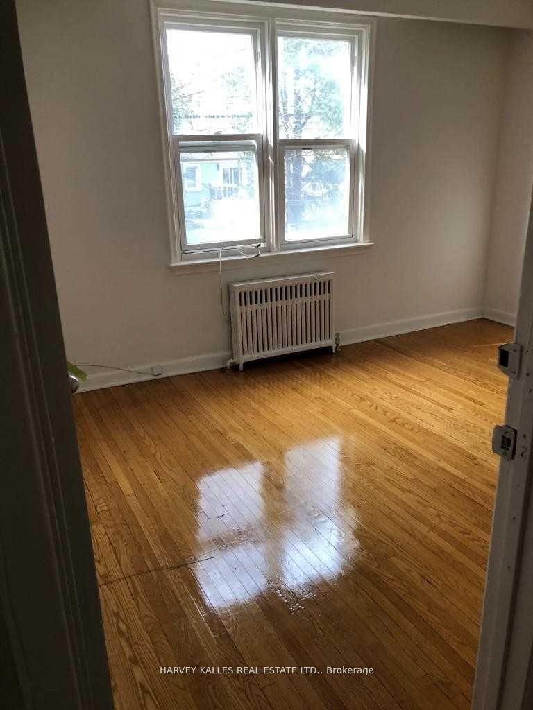 435 Wilson Ave