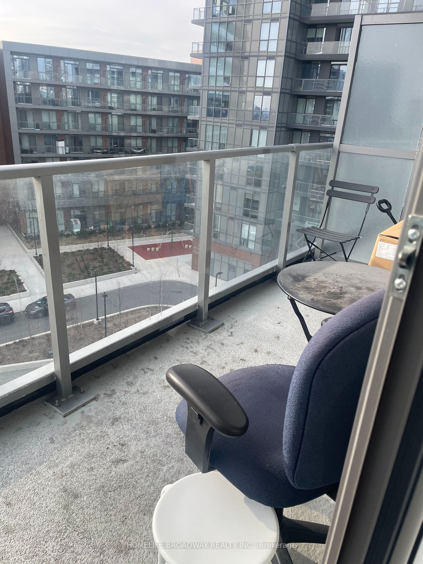 32 Forest Manor Rd, #611