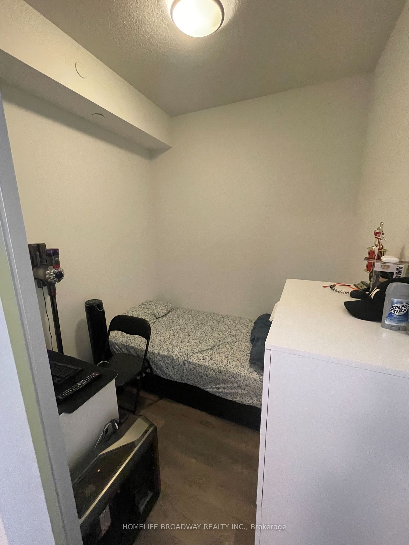 32 Forest Manor Rd, #611