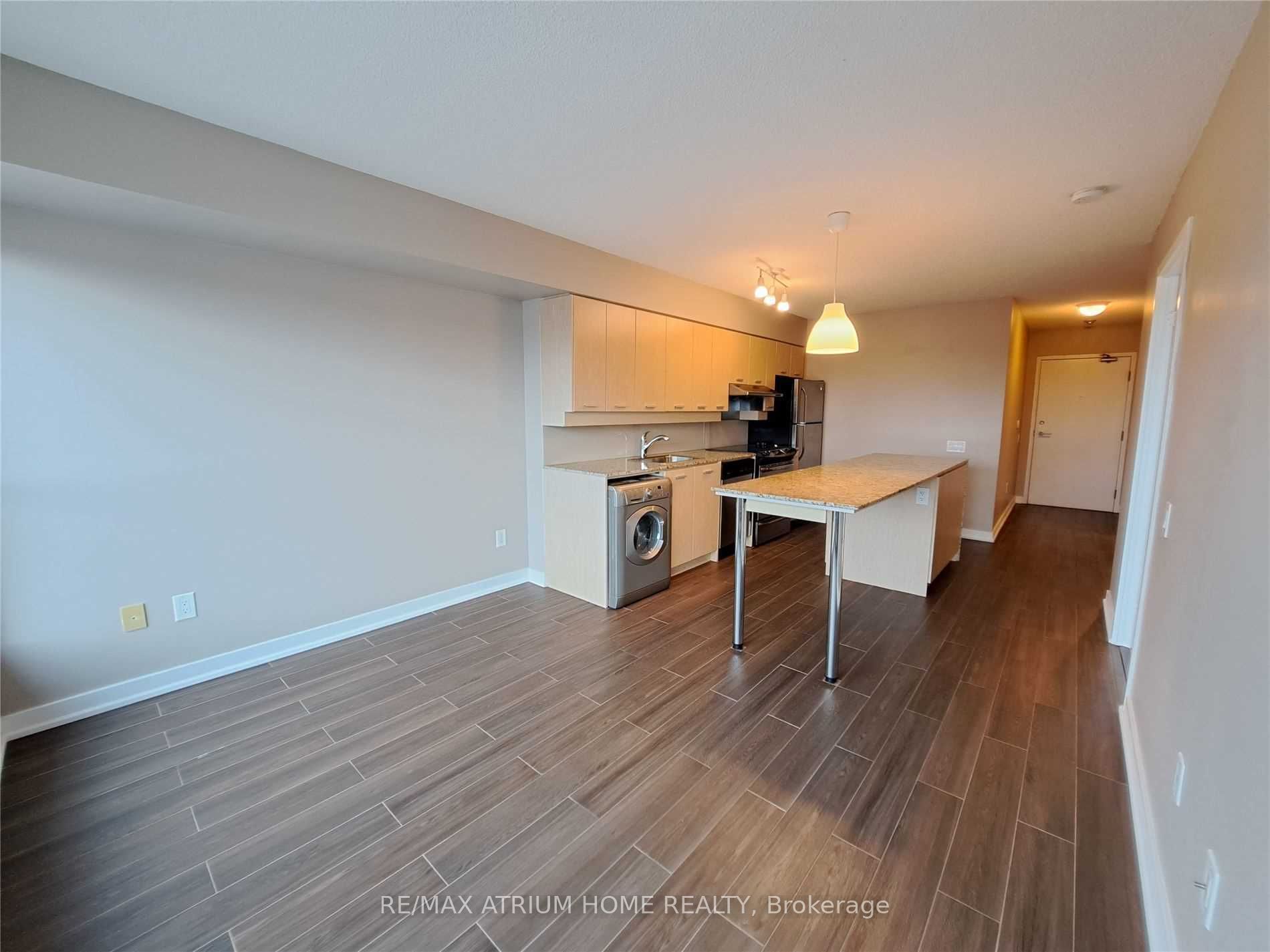 15 Singer Court, #803