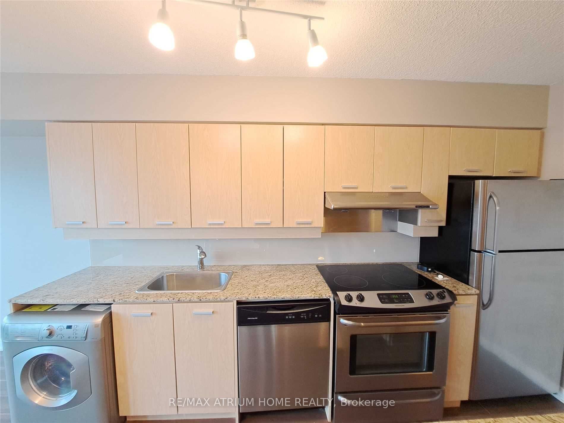 15 Singer Court, #803