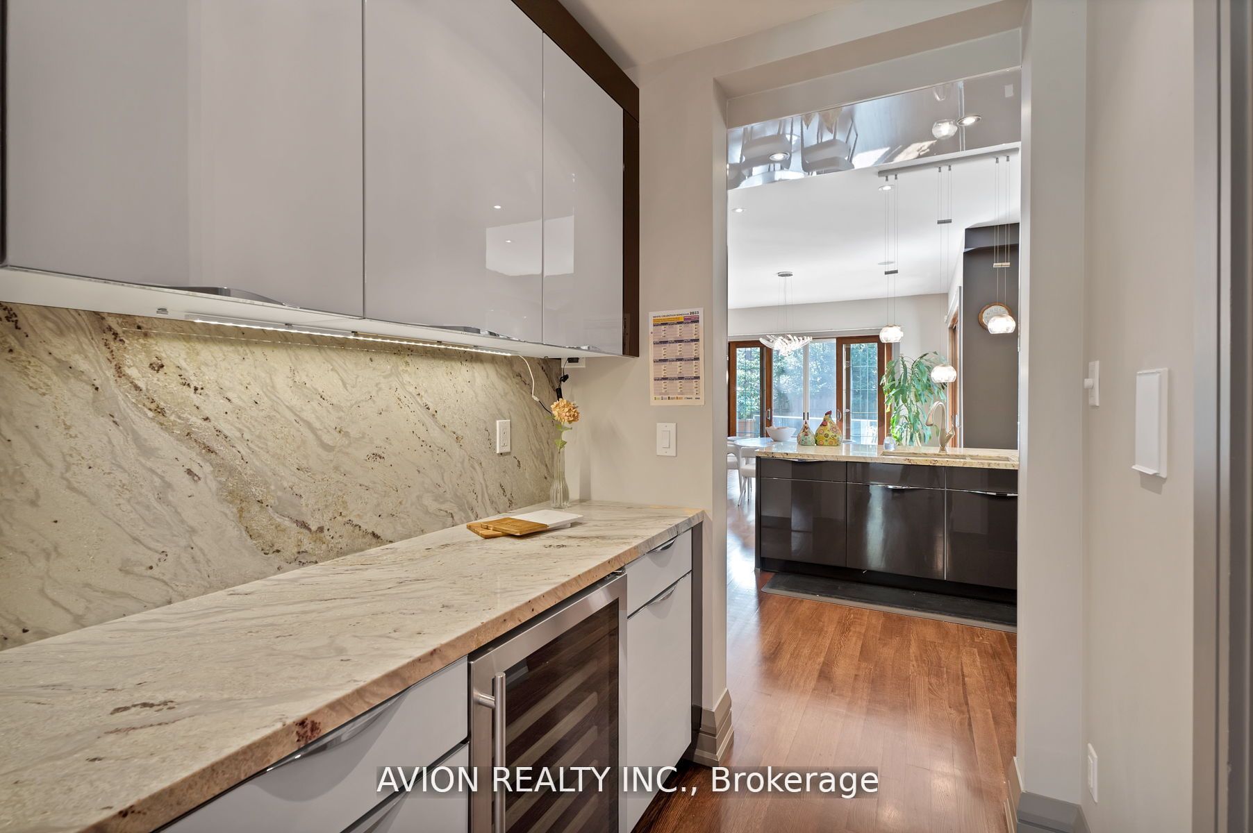 18 Fairmeadow Ave