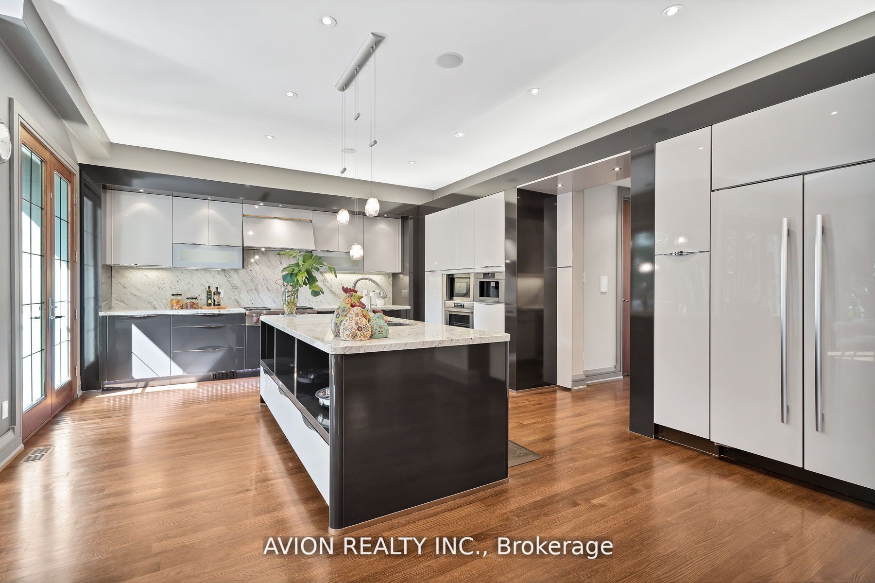 18 Fairmeadow Ave