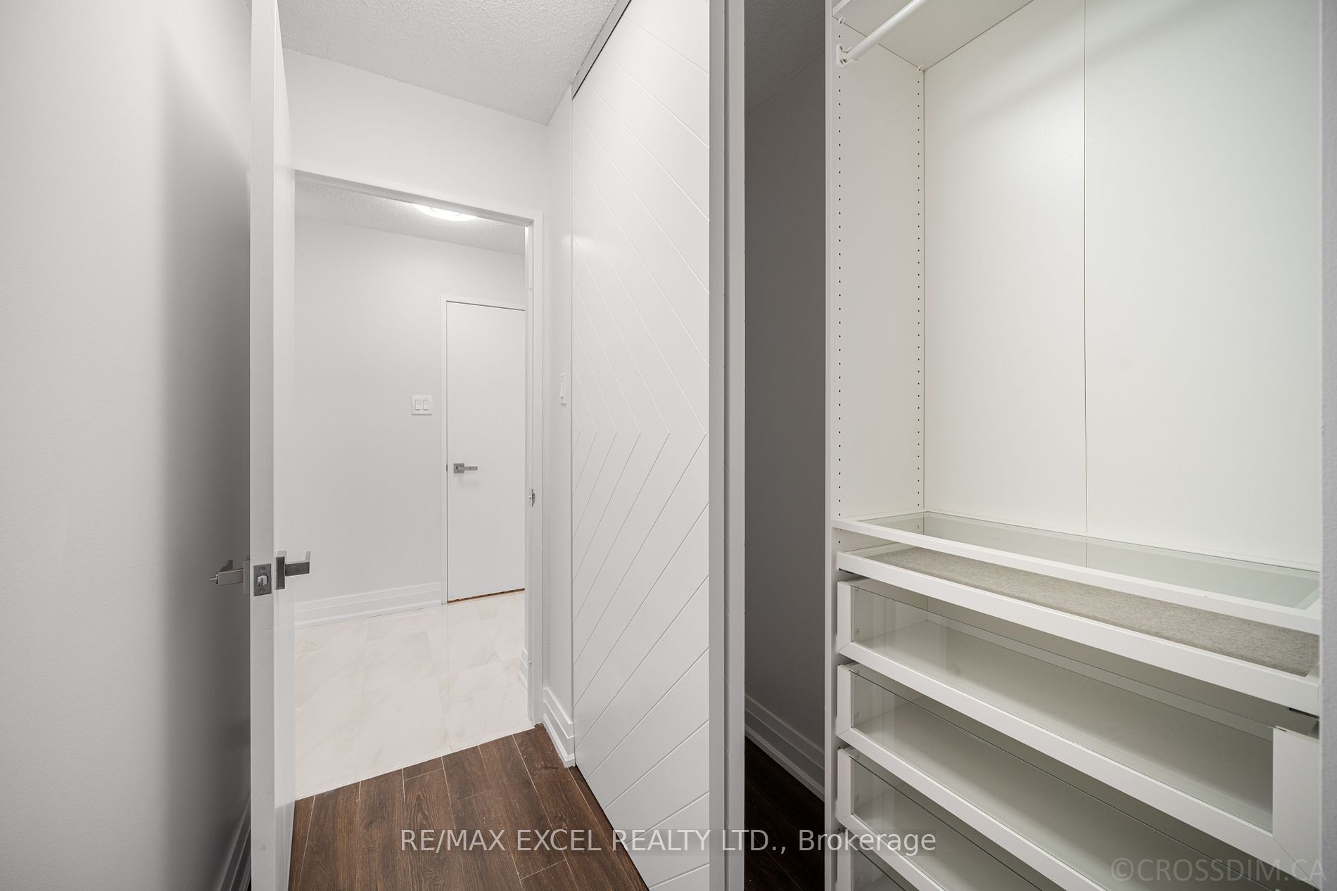 1101 Steeles Ave W, #514