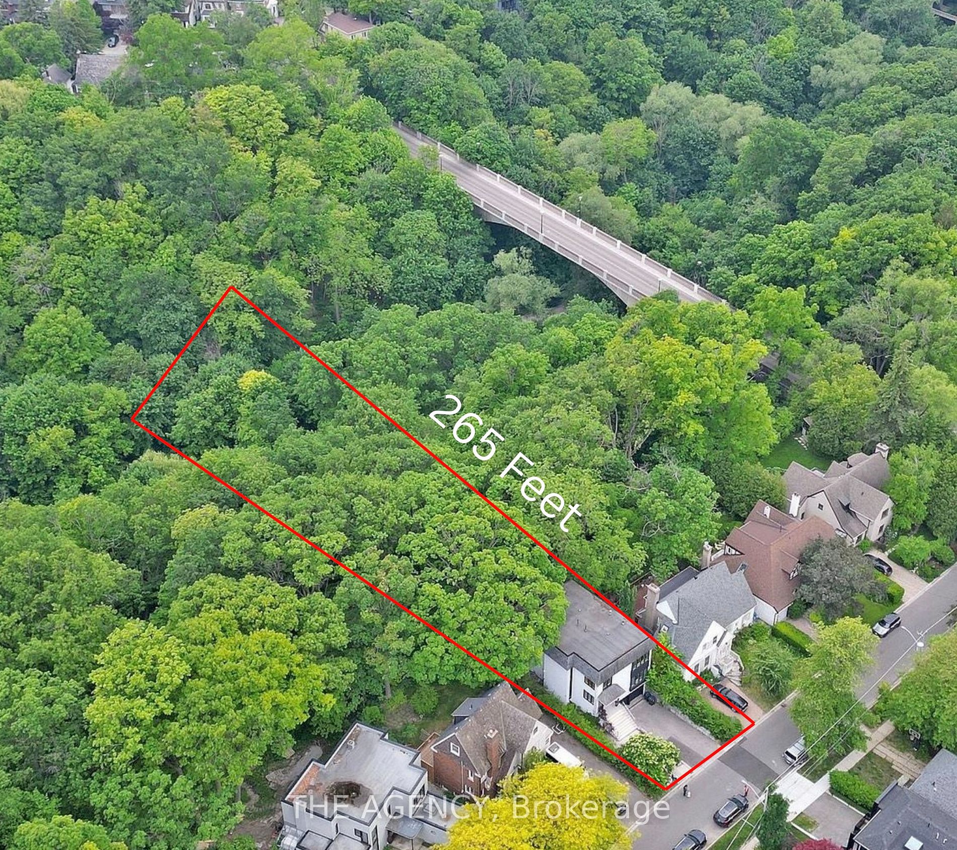 7 Douglas Crescent