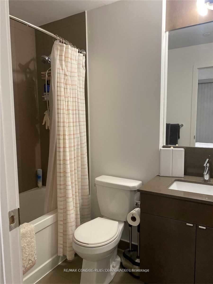 89 Dunfield Avenue, #514