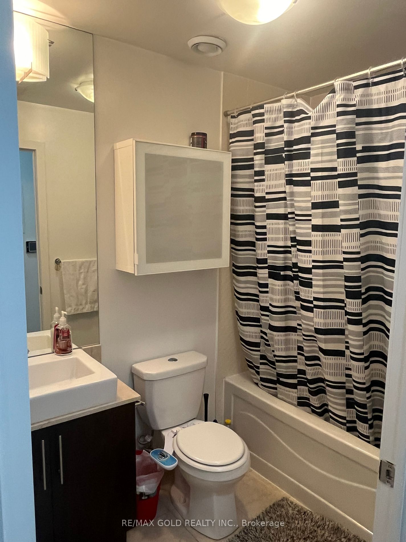 55 Bremner Boulevard #2811