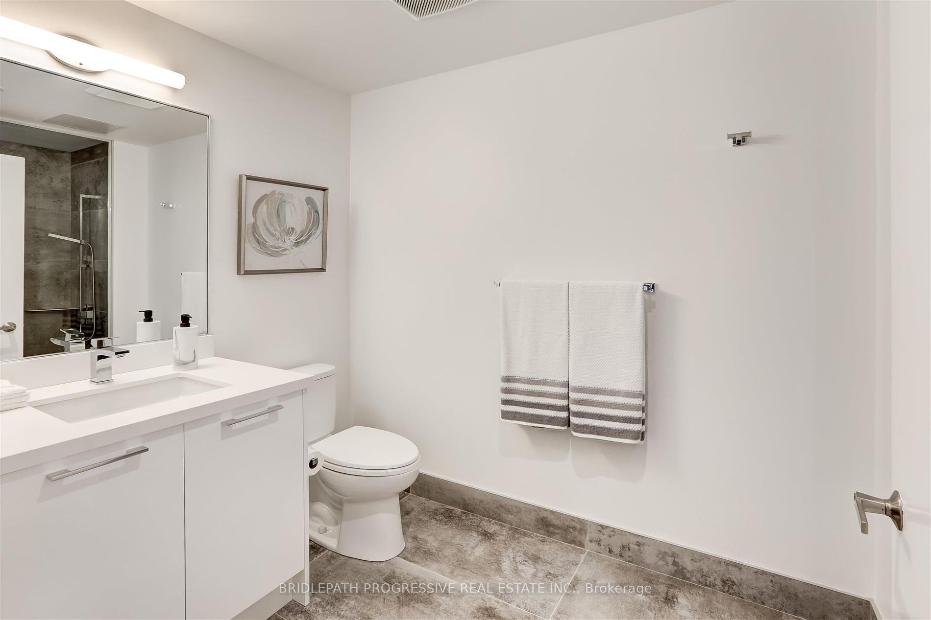 3 Southvale Dr, #202