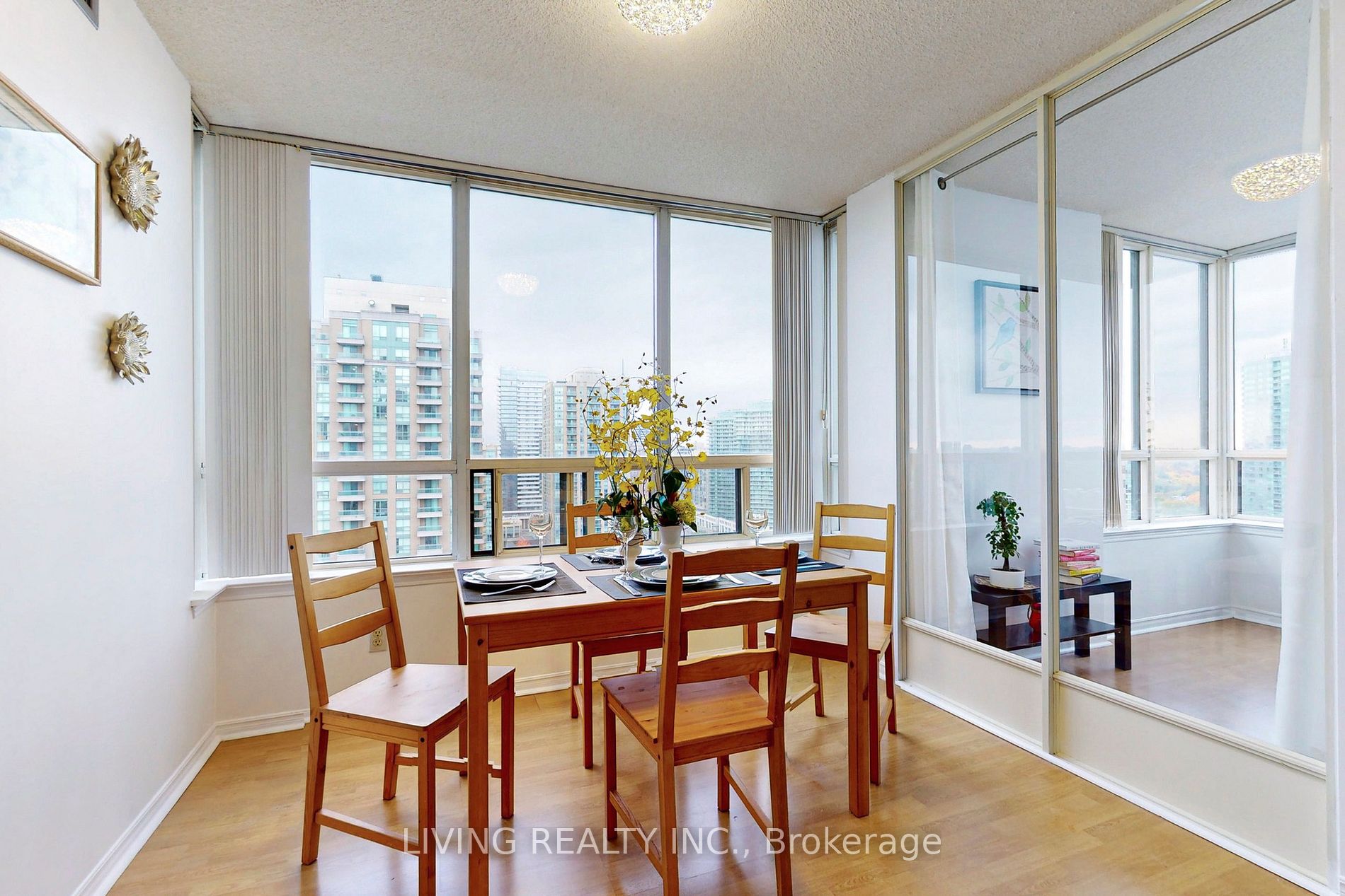 7 Bishop Avenue, #2016