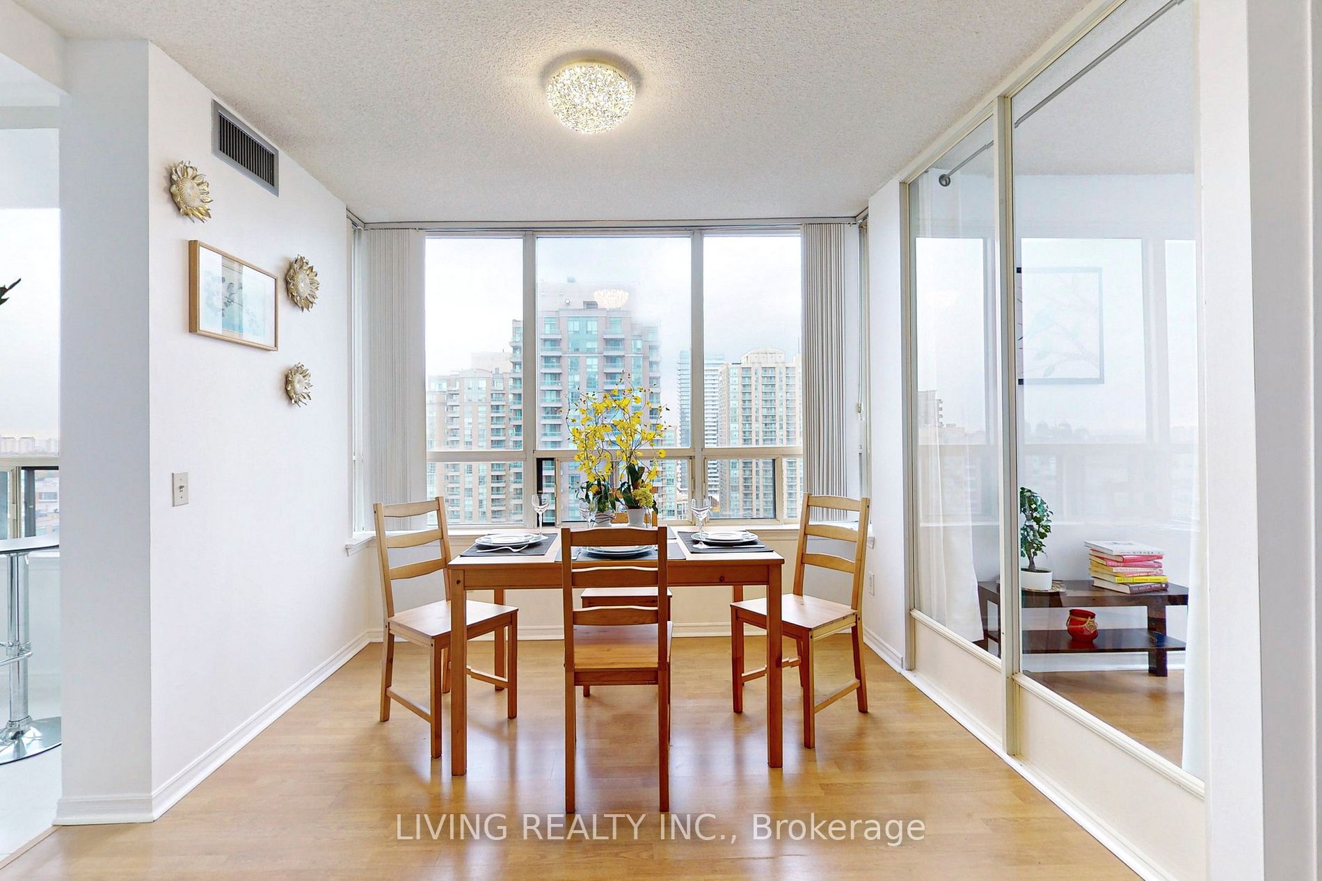 7 Bishop Avenue, #2016