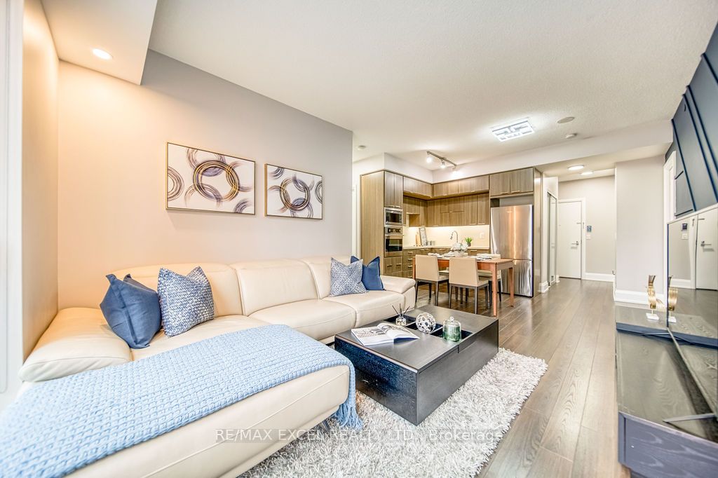 120 Harrison Garden Boulevard, #433