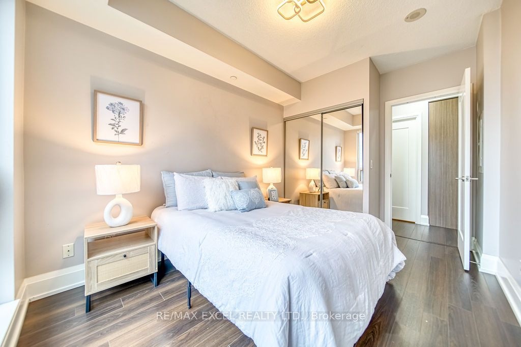 120 Harrison Garden Boulevard, #433