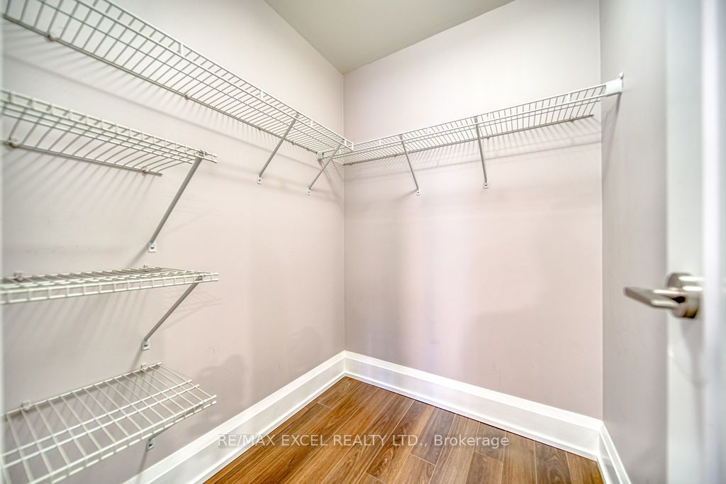 120 Harrison Garden Boulevard, #433