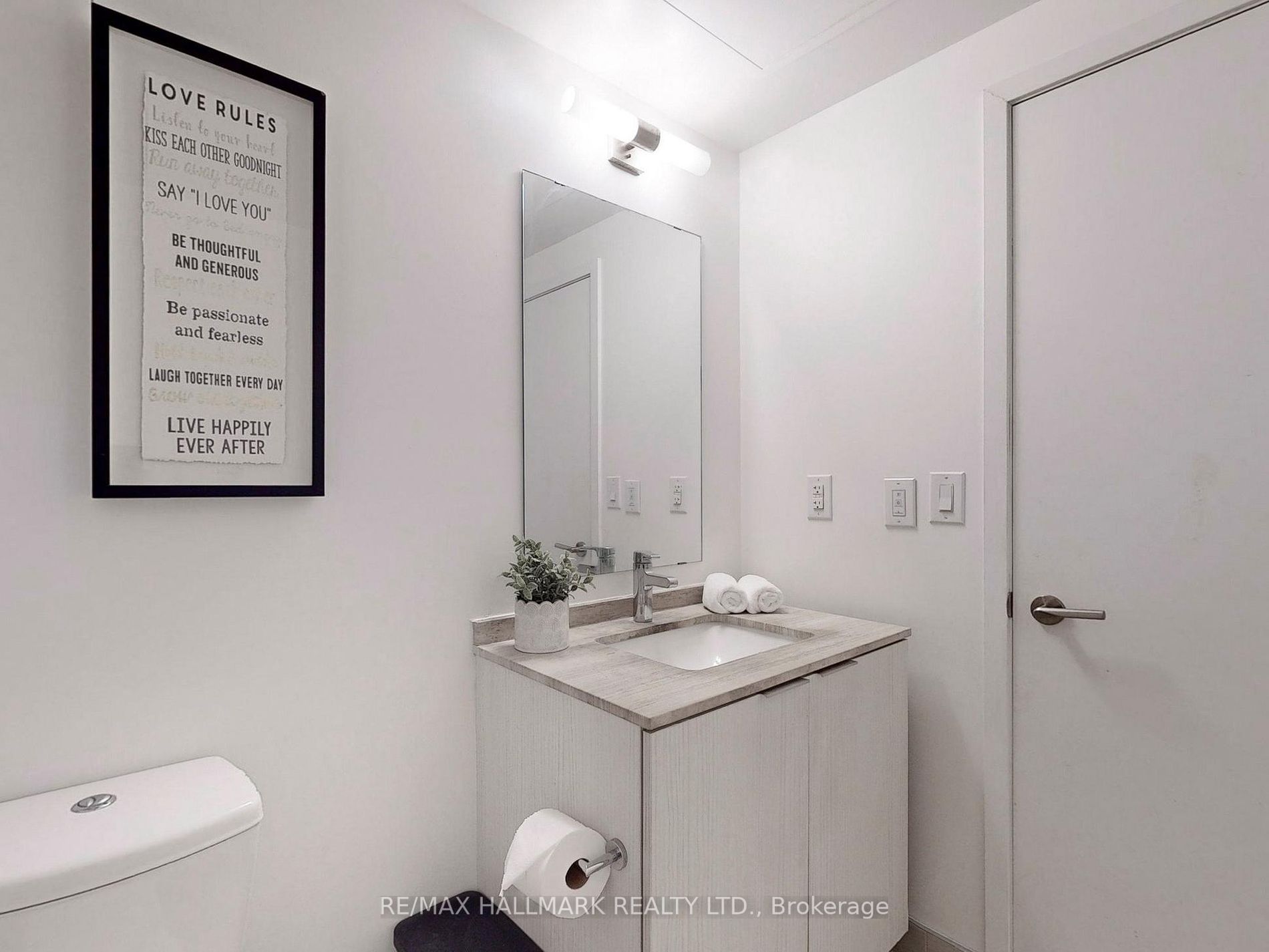 11 Wellesley St W, #1909