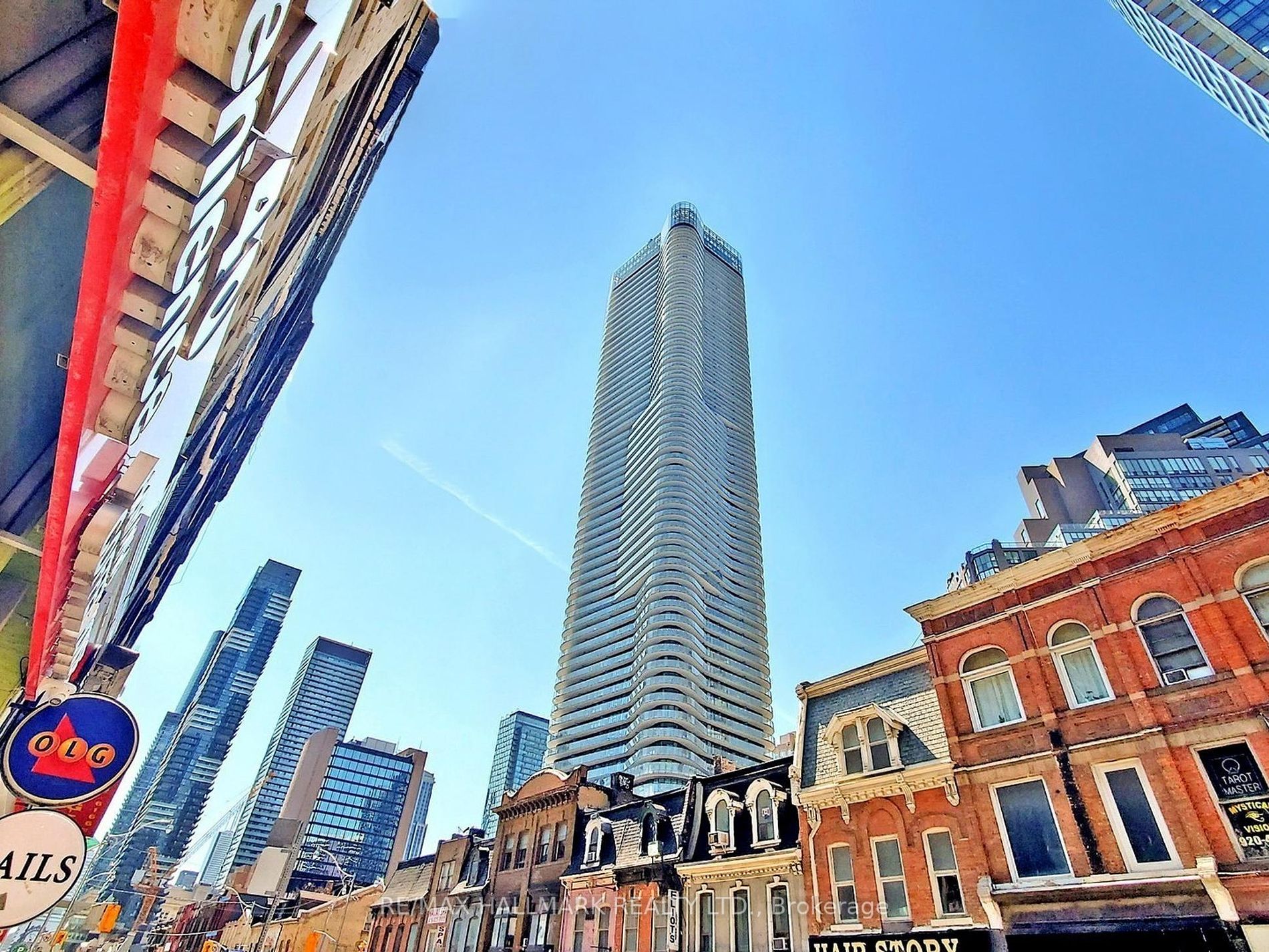 11 Wellesley St W, #1909