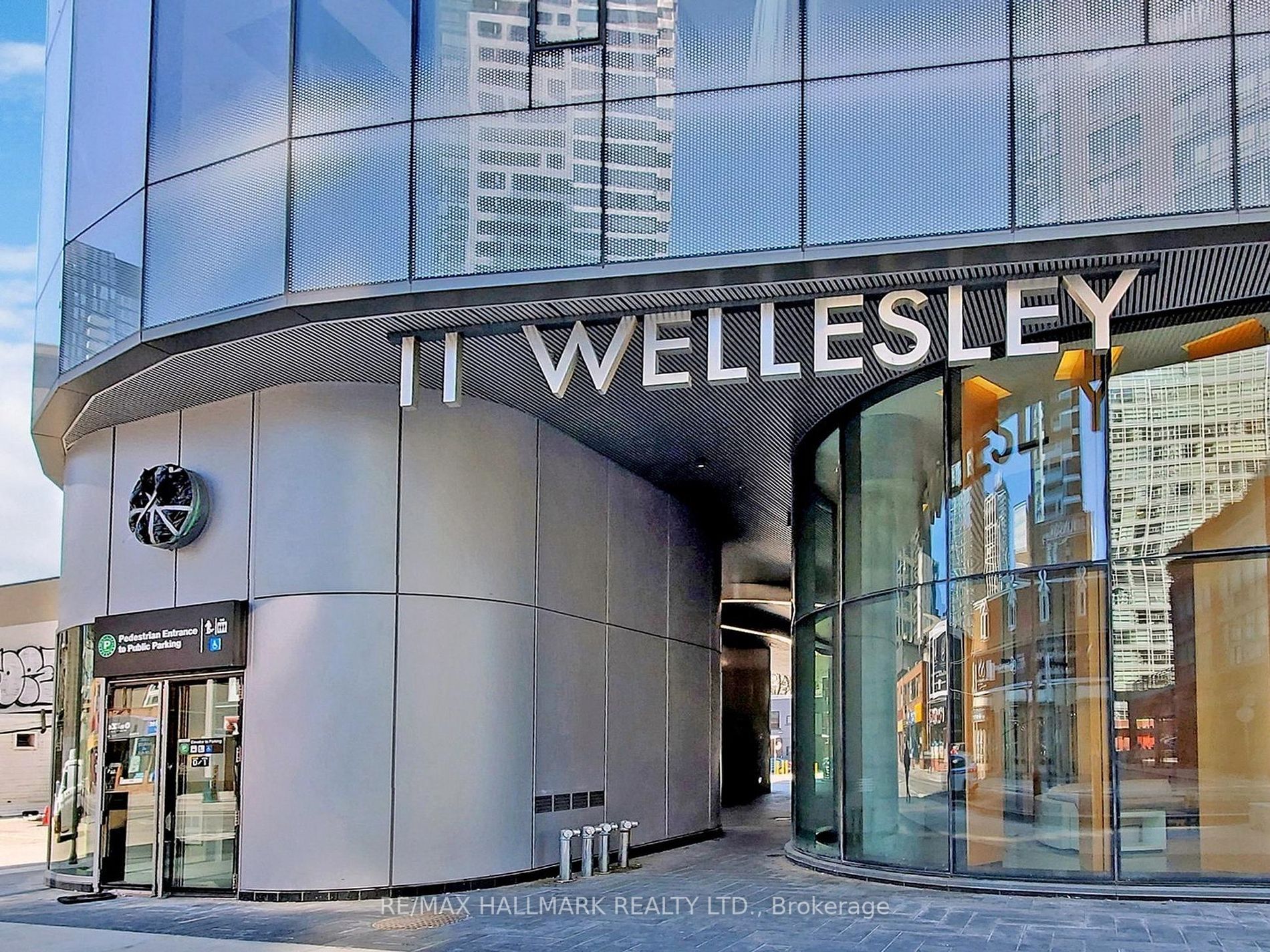 11 Wellesley St W, #1909