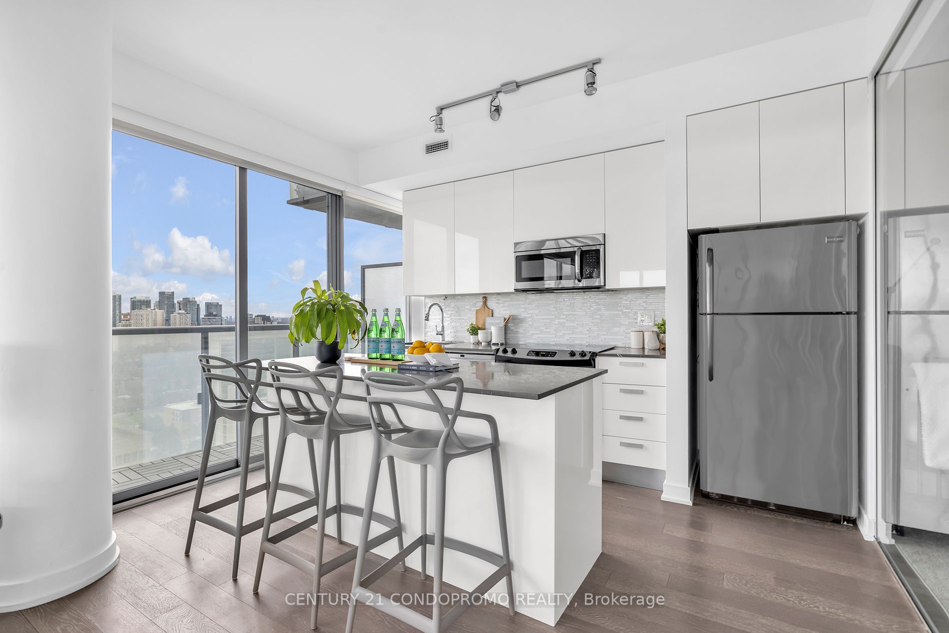 1815 Yonge Street, #2504