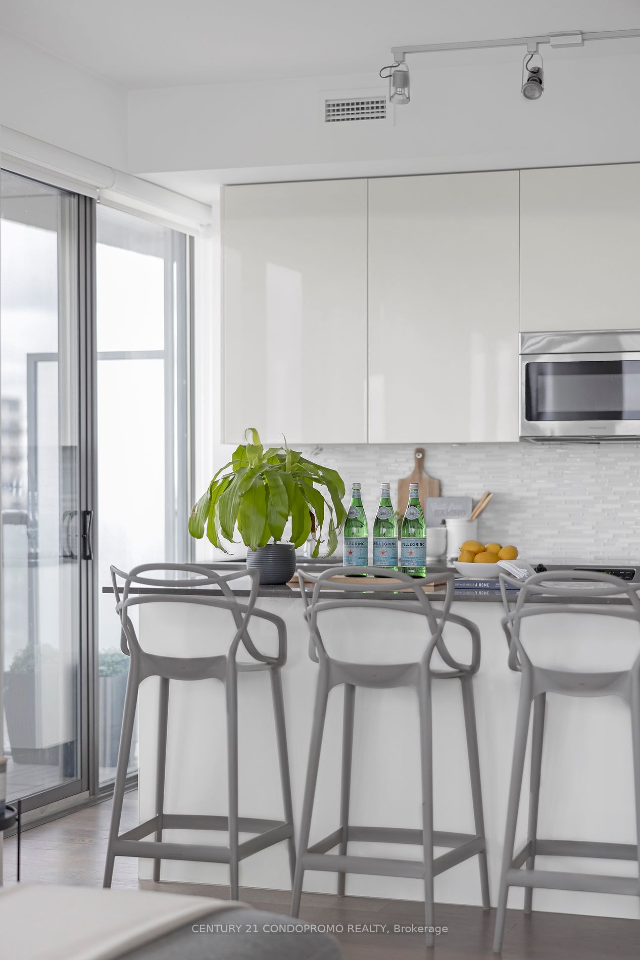 1815 Yonge Street, #2504