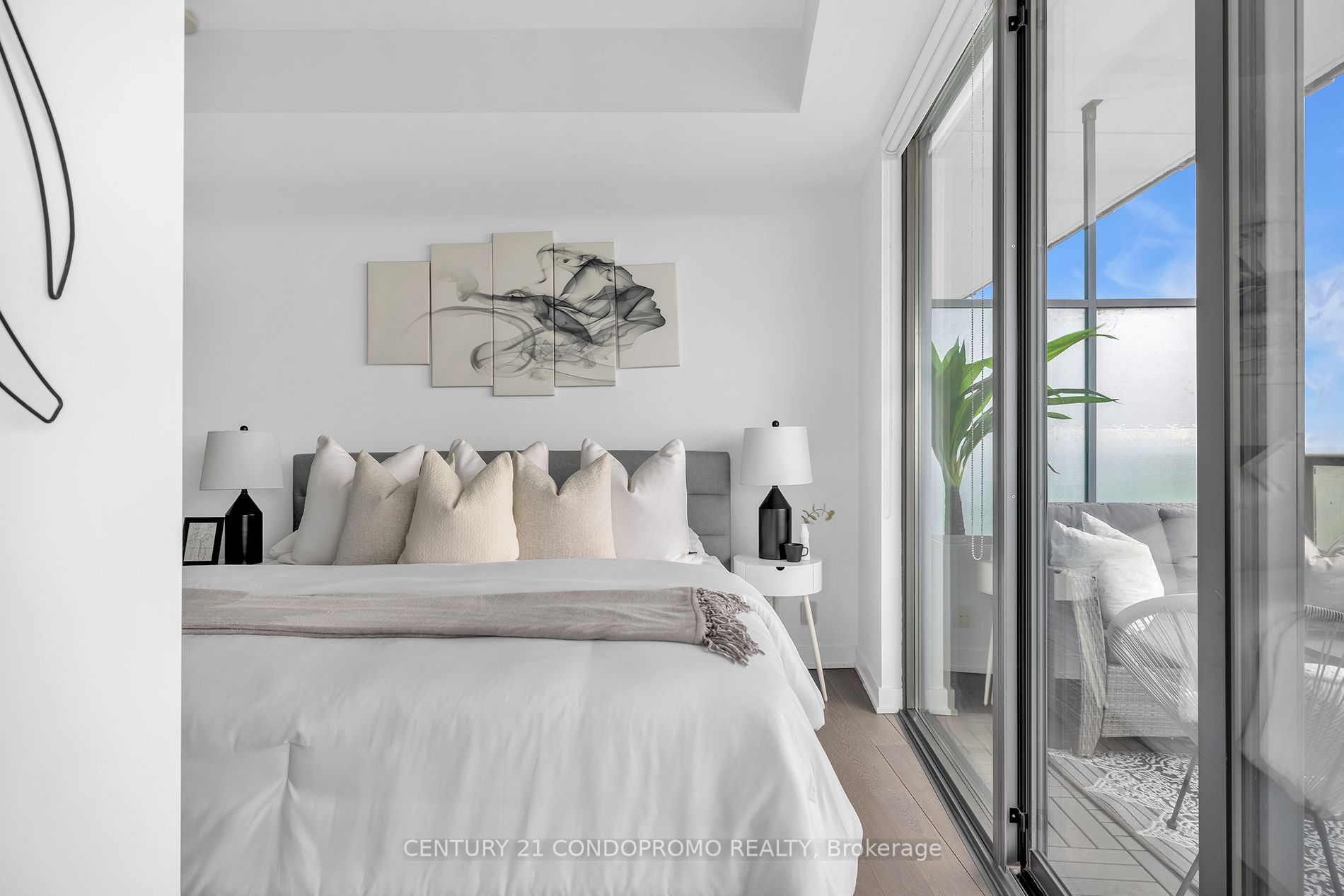 1815 Yonge Street, #2504