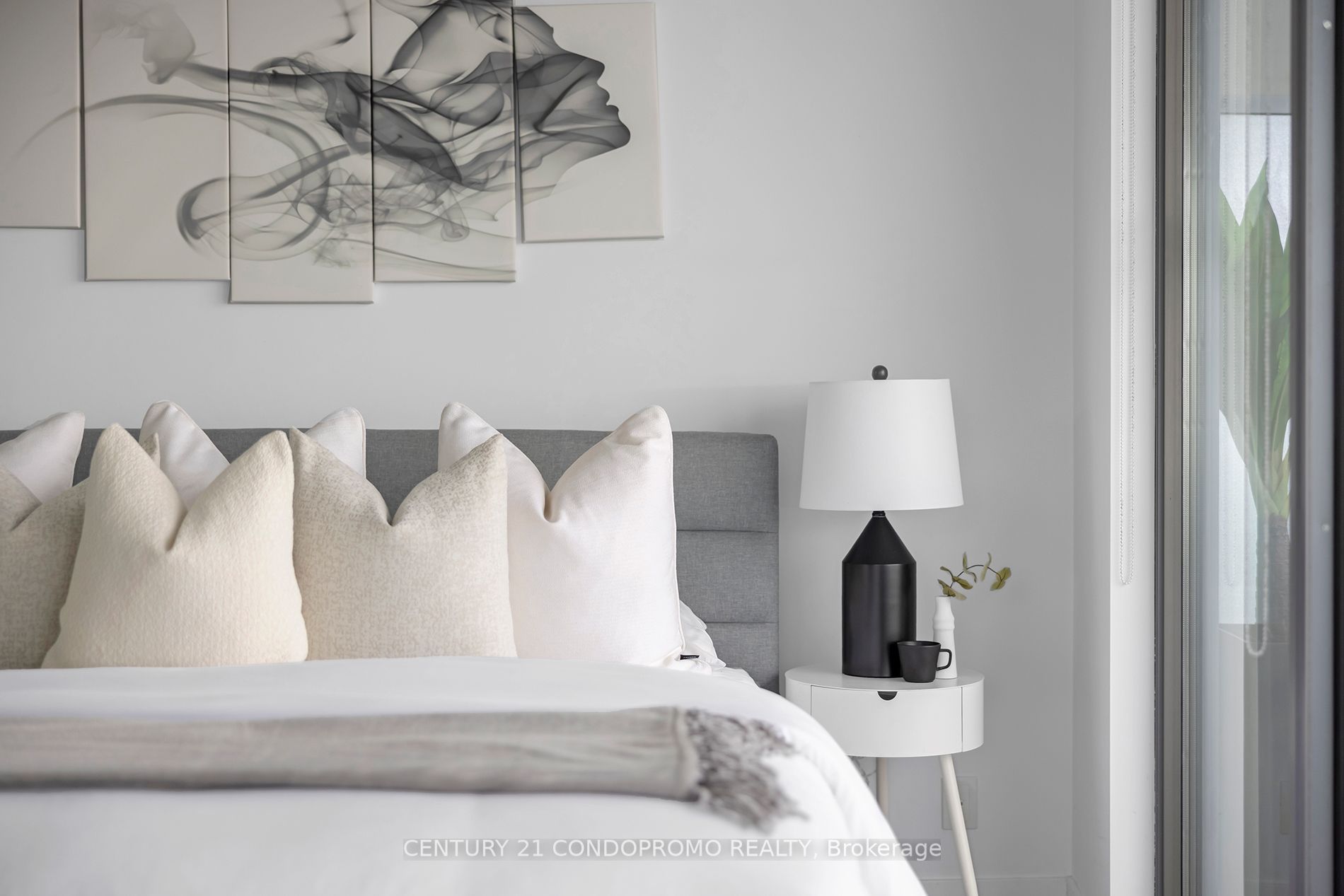 1815 Yonge Street, #2504