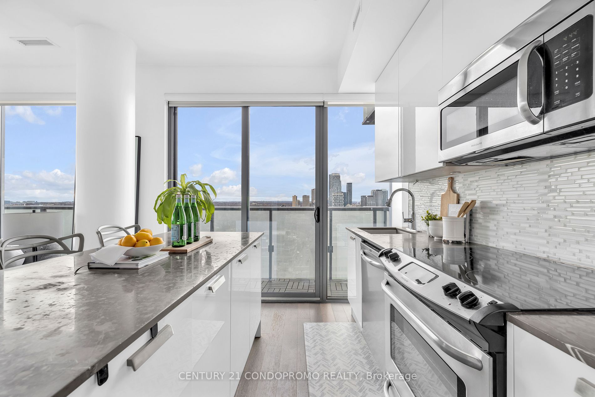 1815 Yonge Street, #2504