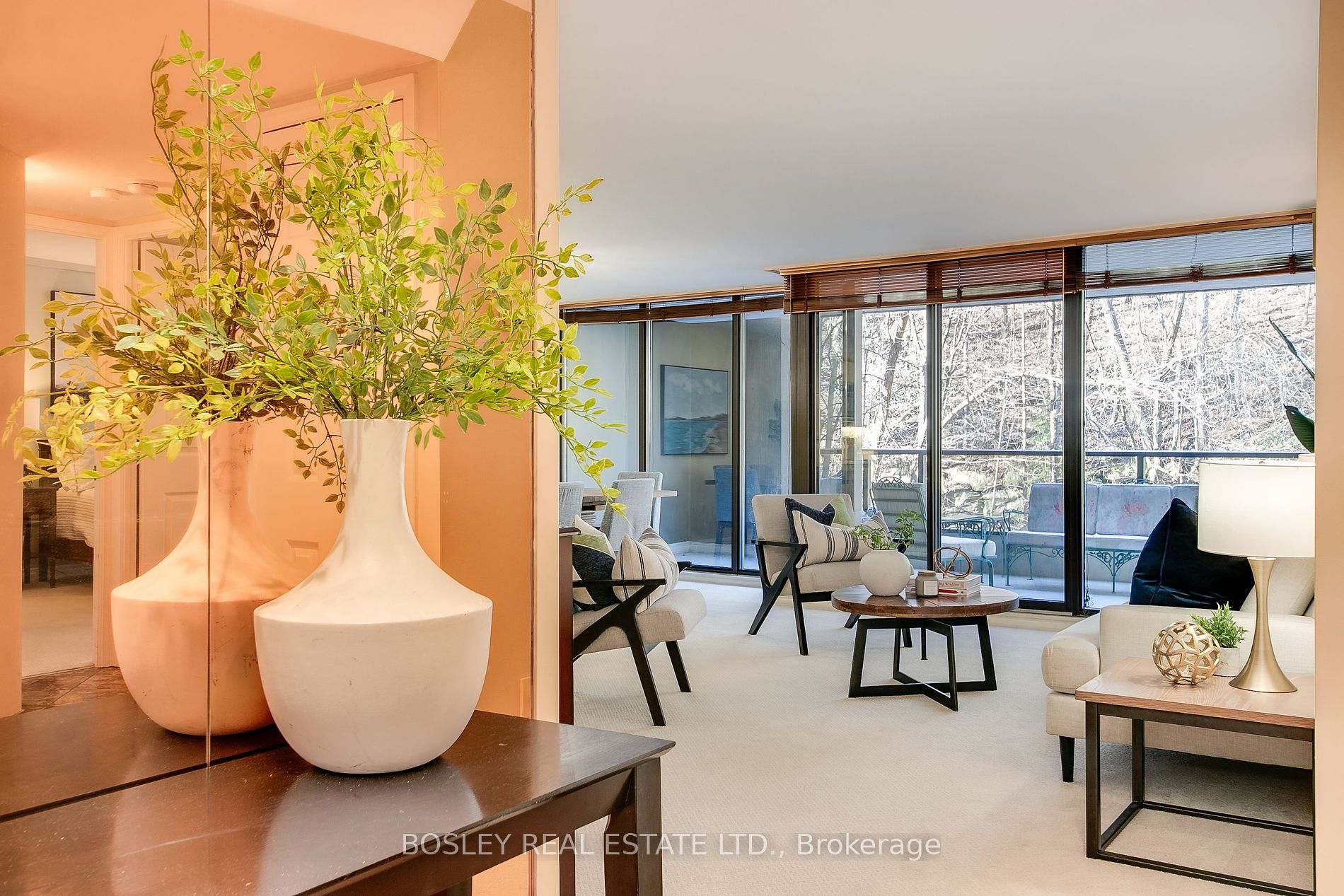 3900 Yonge Street, #807