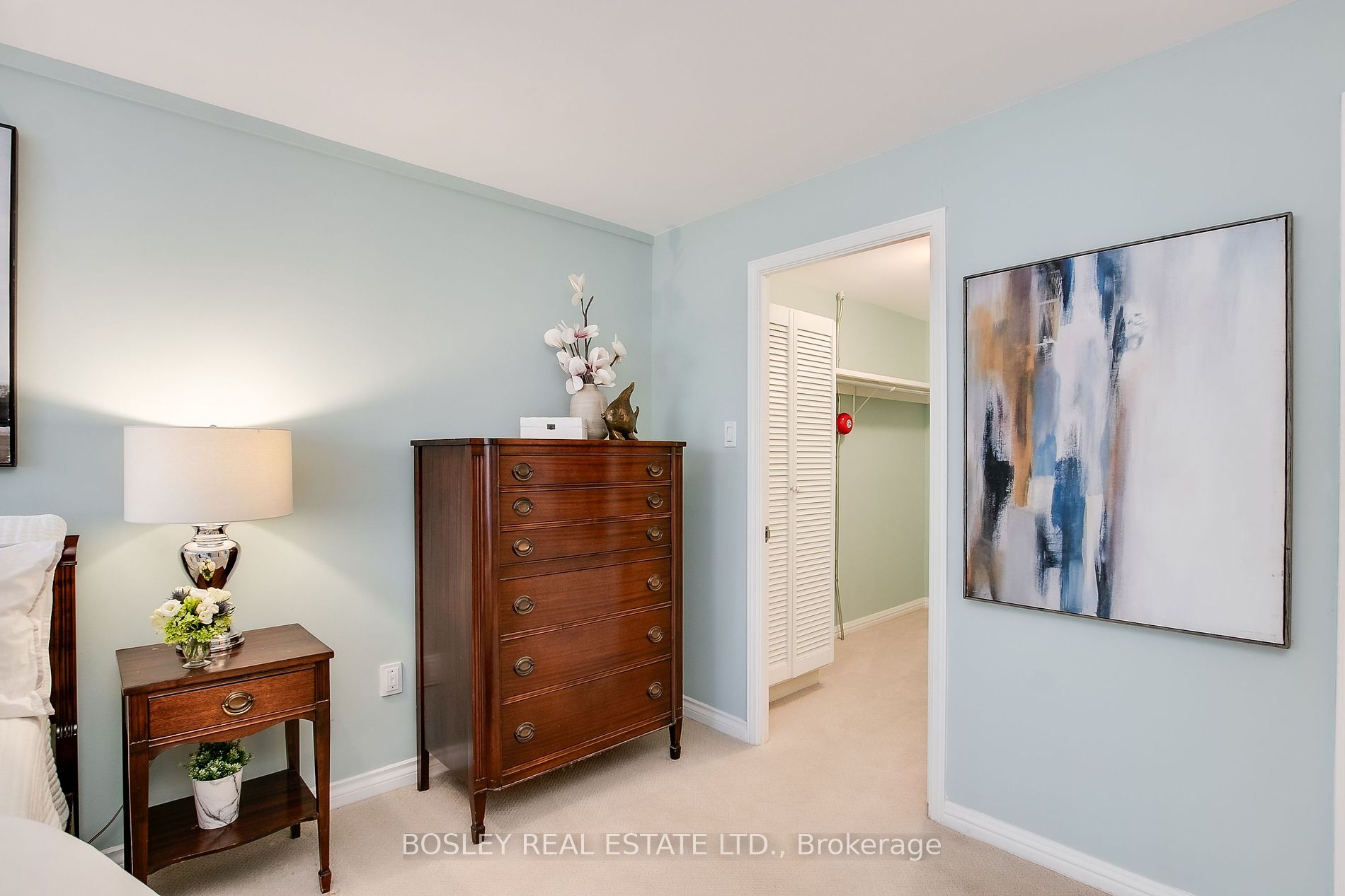 3900 Yonge Street, #807