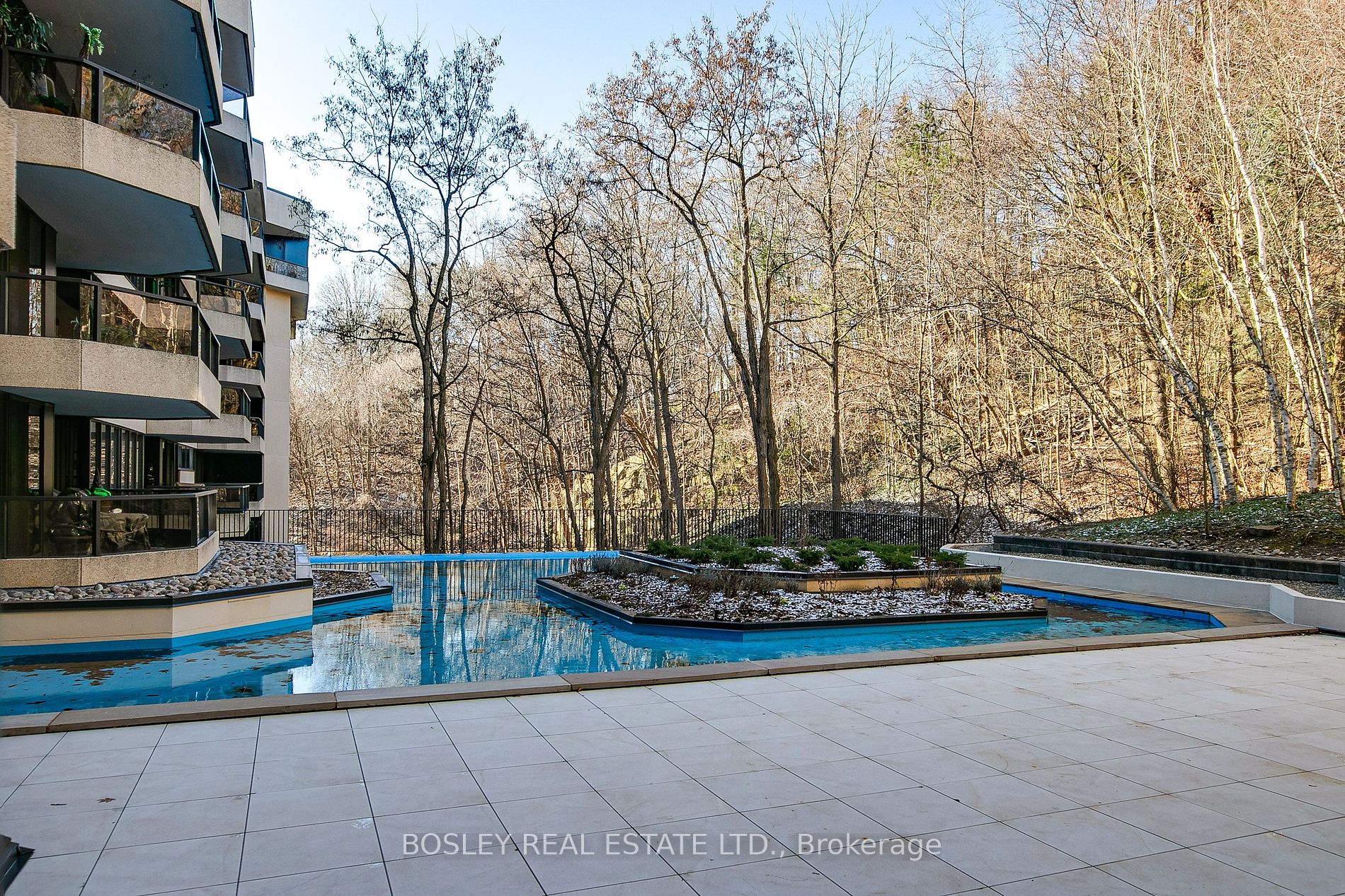 3900 Yonge Street, #807