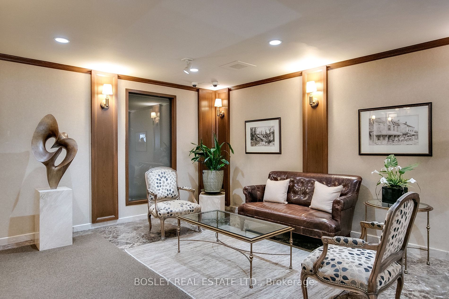 3900 Yonge Street, #807
